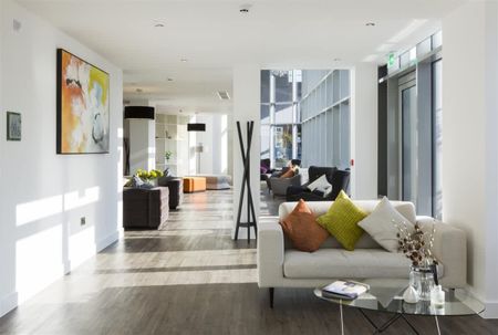 New Bridge Street Salford M3 - Photo 5