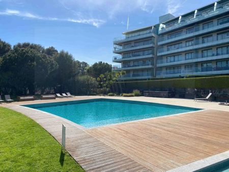 4 room luxury Flat for rent in Cascais e Estoril, Portugal - Photo 3