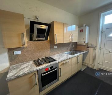 2 bedroom maisonette to rent - Photo 3