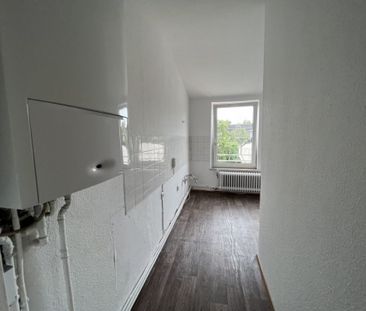 Ihre neue Mietwohnung in der Werftstraße - 4 ZKB, DG, sanierter Altbau - Photo 3