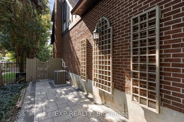 For Lease - 70 Hemingway Crescent, Markham, Ontario - Photo 1