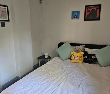 Room in a Shared Flat, Ullet Road, L17 - Photo 2