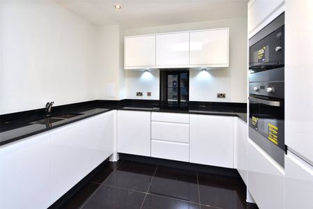 1 Green Lanes, London, N4 - Photo 4