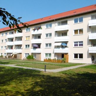 Halberstadtstr. 2, 1 L - frisch modernisierte Dreizimmerwohnung mit Loggia - Foto 1