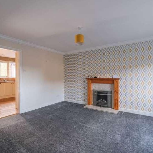 Grassmoor Fold, Honley, HD9 - Photo 1