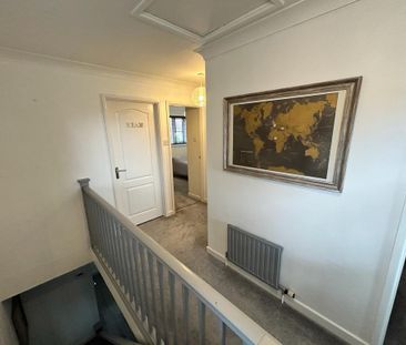 4 bedroom detached house to rent - Photo 2