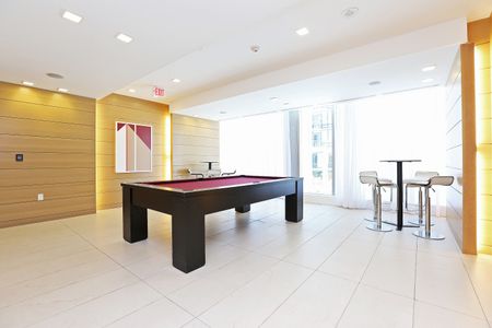 For Lease - 29 Queens Quay Unit# 811, Toronto, Ontario - Photo 2