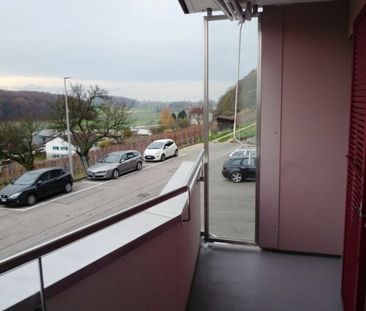 Appartement de 3.5 pièces au 1er étage avec balcon - Foto 1