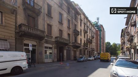 milan, Lombardy 20122 - Photo 2