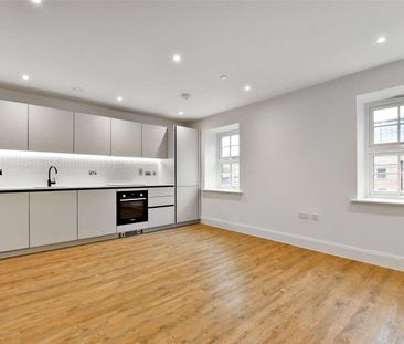 A brand new and unfurnished one bedroom apartment in the Horlicks b... - Photo 4