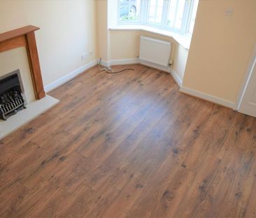 2 bedroom semi-detached house to rent - Photo 3