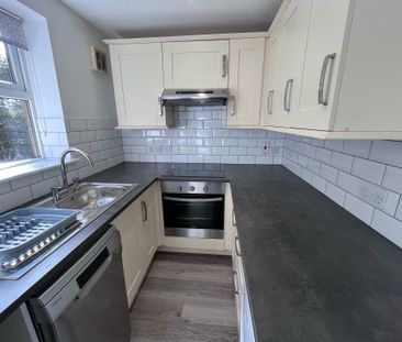 Dumbarton House Court, Bryn Y Mor Crescent, Swansea, SA1 4QX - Photo 1