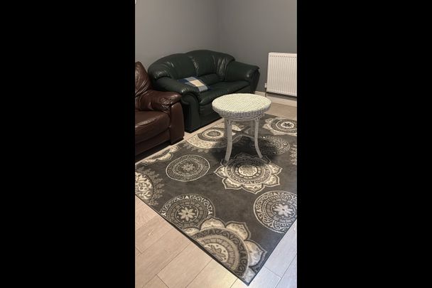 6 Bed Terraced House, Norfolk Road, RG30 - Photo 1