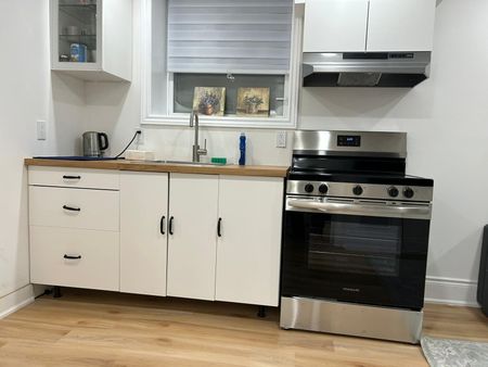 For Lease - 9 Hager Creek Terrace Unit# Basement, Hamilton, Ontario - Photo 2