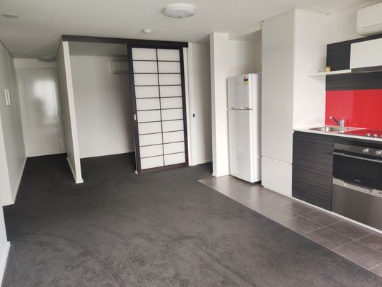 Spacious Apartment - Executive City Living - Photo 1