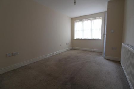 3 bedroom townhouse to rent - Photo 2