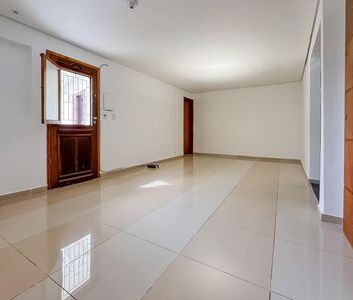 Casa para alugar com 150m², 2 quartos e sem vaga - Foto 3