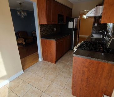 For Lease - 16 Fieldside Drive Unit# Main & 2nd Floor, Toronto, Ont... - Photo 6