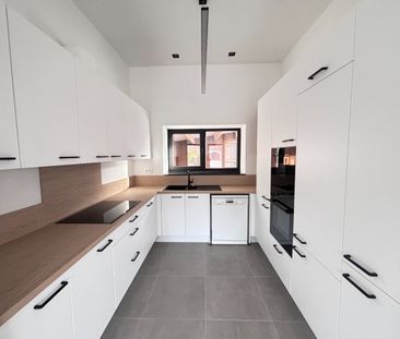 Gerenoveerde woning met 3 slpks nabij het centrum van Alken - Photo 3