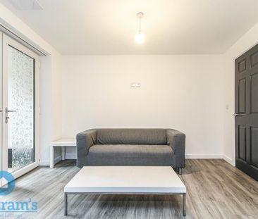 2 bedroom house share to rent - Photo 2