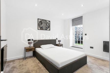 3 bedroom flat to rent - Photo 3