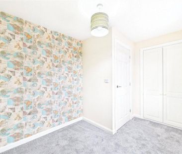 4 bedroom detached house to rent - Photo 5