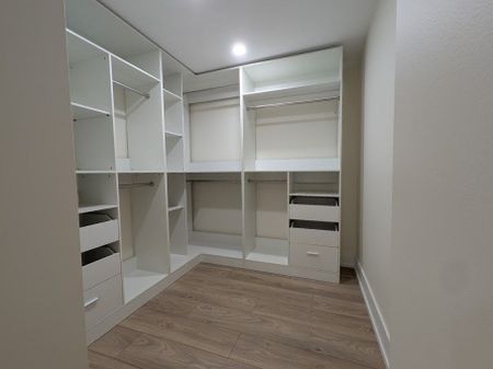 For Lease - 65 Villagewood Court, Vaughan, Ontario - Photo 3