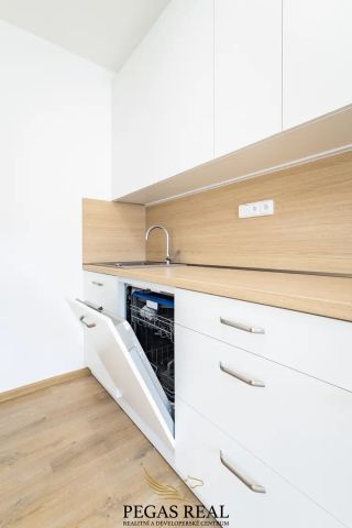 Pronájem bytu 2KK 37,8 m - Fotografie 4