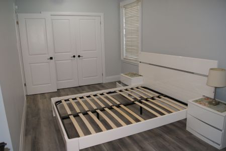 For Lease - 70 Centre Street Unit# Main, Strathroy-Caradoc, Ontario - Photo 5