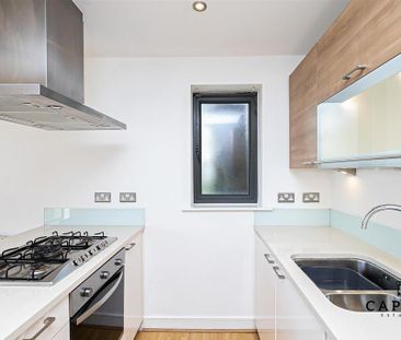 3 bedroom apartment to rent - Photo 4