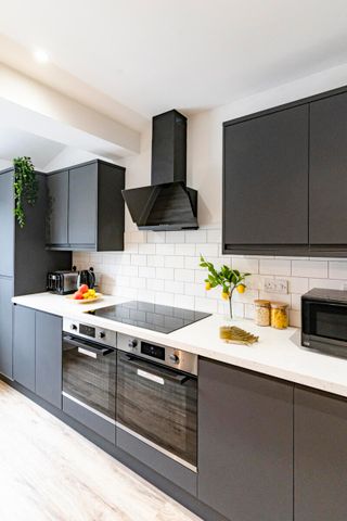 Battery Hill #10 - Photo 5