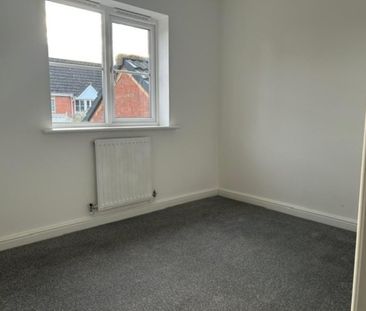 3 bedroom detached house to rent - Photo 3