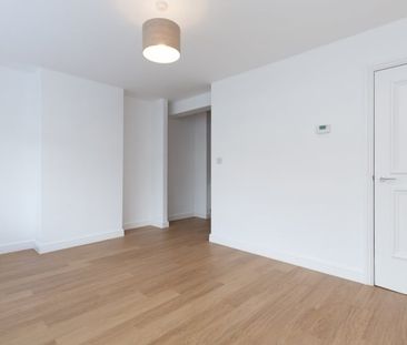 Cranmer Road, Cowley - Photo 1