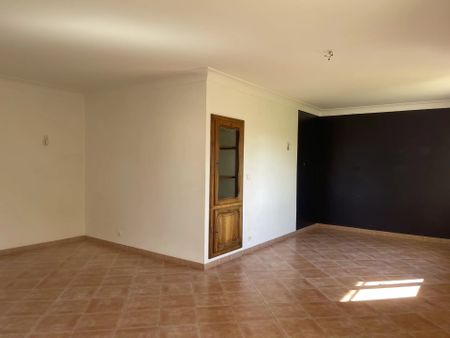 Location Maison 4 pièces 105m² MAZAN 84380 - Photo 3