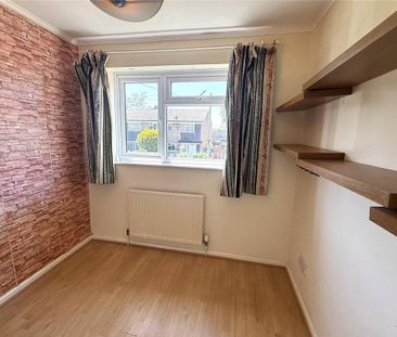 3 bedroom terraced house to rent - Photo 3