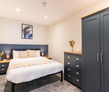 1 bedroom in a house share to rent - Photo 2