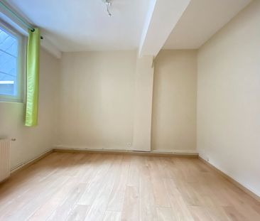 Location Appartement 2 pièces 43m² ROUEN 76000 - Photo 3