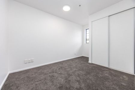 Bright & Modern 1-Bedroom Apartments in Grafton - Photo 5