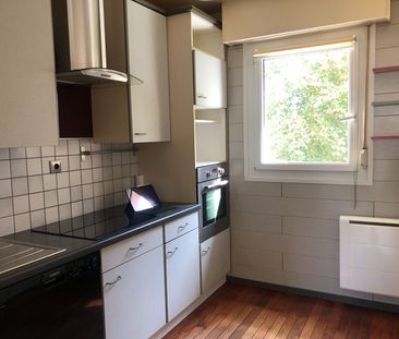 Location Appartement 4 pièces 85m² - Photo 3