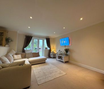 Dalton Court, Deepcut Bridge Road, Deepcut, GU16 - Photo 2