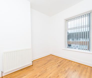 EAST PARK STREET MORLEY LEEDS - Photo 4