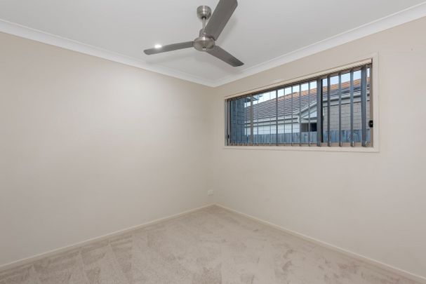 Contemporary Pimpama Family Home Available Now! - Photo 1