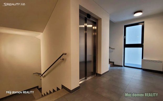 Pronájem bytu 1+kk 36 m² - Photo 1