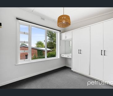 Low Maintenance Two Bedroom Unit - Photo 5