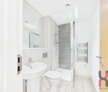 2 bedroom flat to rent - Photo 3