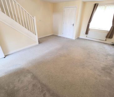 3 bedroom end of terrace house to rent - Photo 4