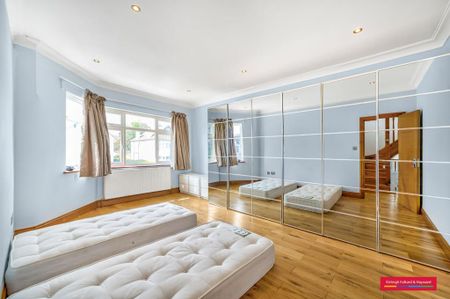 5 bedroom semi-detached house to rent - Photo 5