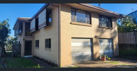 Recent renovated, stunning views - Photo 3