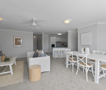 North-east facing beachside apartment with double parking - Photo 4