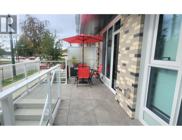 157 5189 EARLES STREET — 1 Bedroom - Photo 1